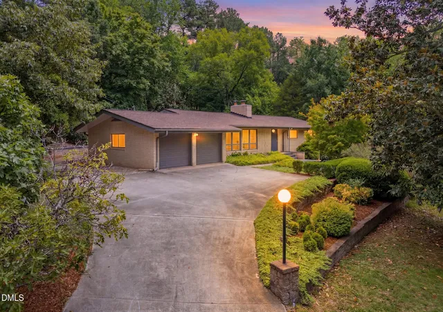 Homes for sale in Chapel Hill, NC | 604 Caswell Rd, Chapel Hill, NC 27514 | MLS# 10177587