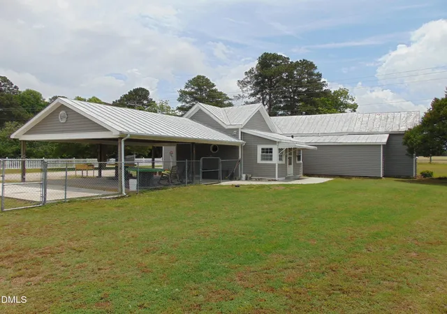 Photo 3 of Single family home for sale at 3502 E Old Spring Hope Rd, Rocky Mount, NC 27804 | MLS# 10169991 | Listing updated on 2026-08-26