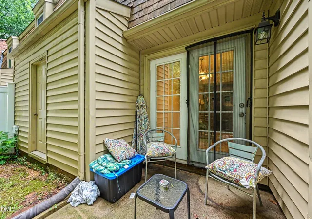 2nd image of 4704 Blue Bird Ct, Raleigh, NC 27606