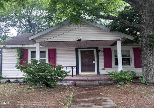 1st image of 800 Vardaman St, Raleigh, NC 27610 | MLS# 10171635