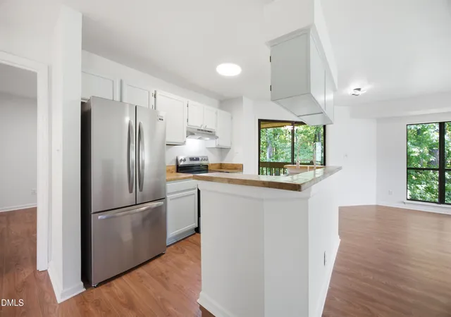 5th image of 834 New Kent Pl, Cary, NC 27511 | MLS# 10176123