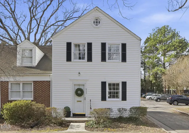 1st image of 933 St Marys St, Raleigh, NC 27605 | MLS# 10170171