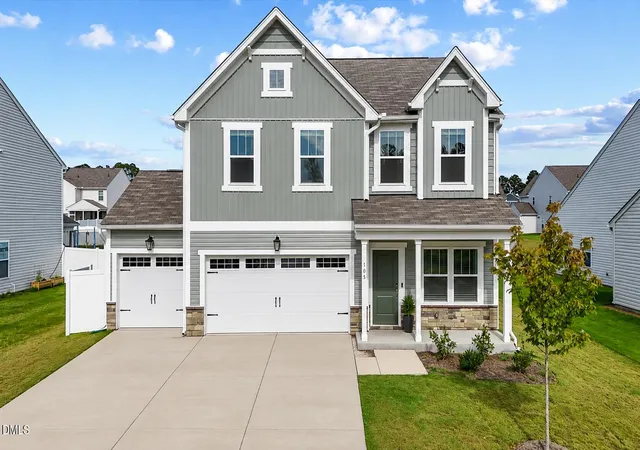 Photo 1 of Single family home for sale at 105 S Mule Way, Benson, NC 27504 | MLS# 10170612 | Listing updated on 2026-07-18