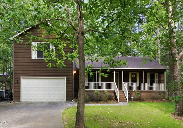 Photo 1 of Sale Pending at 6605 Willow Chase Dr, Willow Springs, NC 27592 | MLS# 10170955 | Listing updated on 2026-08-25
