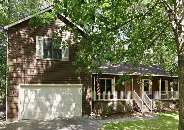 Photo 3 of Sale Pending at 6605 Willow Chase Dr, Willow Springs, NC 27592 | MLS# 10170955 | Listing updated on 2026-08-25