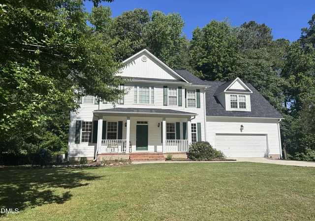 Photo 3 of Single family home for sale at 9 Clover Hl Pl, Durham, NC 27712 | MLS# 10170912 | Listing updated on 2026-08-17