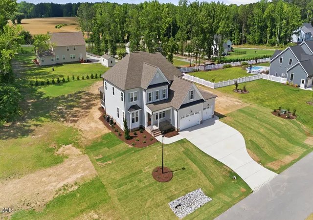Photo 4 of Single family home for sale at 81 Ln Farms Way, Holly Springs, NC 27540 | MLS# 10170592 | Listing updated on 2026-08-09