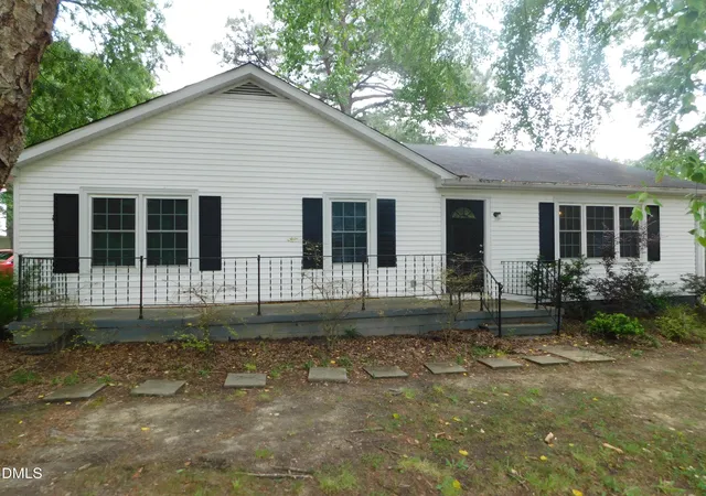 Homes for sale in Henderson, NC | 1536 Hight St, Henderson, NC 27536 | MLS# 10170681