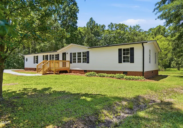 Homes for sale in Erwin, NC | 5114 Titan Roberts Rd, Erwin, NC 28339 | MLS# 10170882