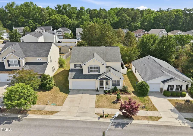Homes for sale in Raleigh, NC | 7315 Great Laurel Dr, Raleigh, NC 27616 | MLS# 10170587