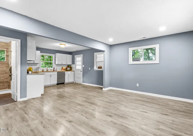 4th image of 5102 Minnow Rd, Greensboro, NC 27405 | MLS# 10170339