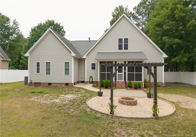 Photo 4 of Sale Pending at 294 Pinecroft Dr, Dunn, NC 28334 | MLS# 763407 | Listing updated on 2026-09-02