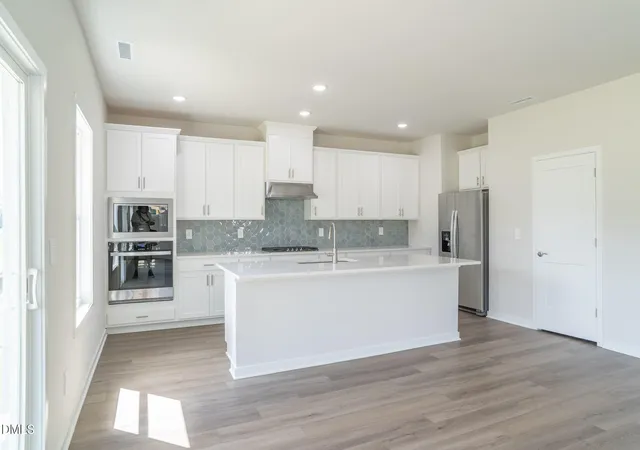 Photo 5 of Single family home for sale at 2509 Rosewood Blf Dr, Zebulon, NC 27597 | MLS# 10174212 | Listing updated on 2026-09-02