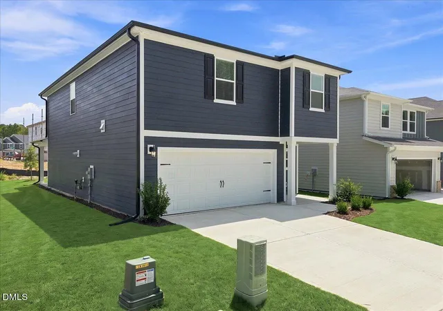 Photo 2 of Single family home for sale at 1427 Hatteras Rd, Durham, NC 27703 | MLS# 10173827 | Listing updated on 2026-10-08