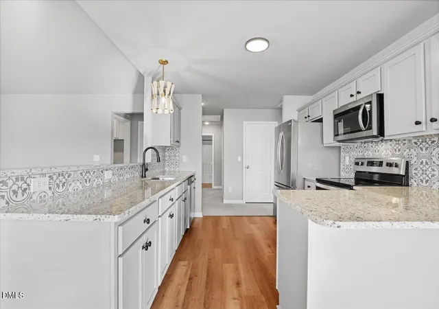 5th image of 398 Sandcastle Ln, Four Oaks, NC 27524 | MLS# 10170529