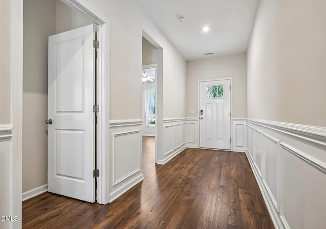 Photo 3 of Single family home for sale at 127 Stromness Path, Clayton, NC 27527 | MLS# 10175251 | Listing updated on 2026-09-29