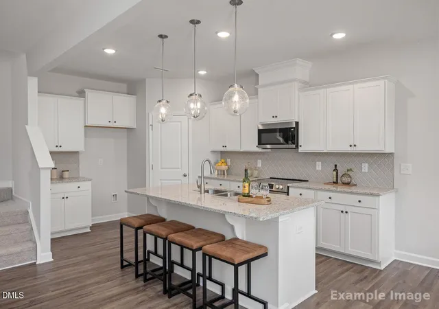 5th image of 322 Gregory Village Dr, Lillington, NC 27546 | MLS# 10170654