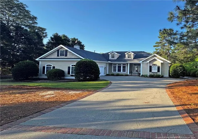 Homes for sale in Southern Pines, NC | 140 Steeplechase Wy, Southern Pines, NC 28387 | MLS# 763461