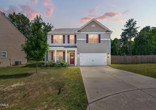 Photo 4 of Single family home for sale at 159 Weatherstone Ln, Zebulon, NC 27597 | MLS# 10171953 | Listing updated on 2026-08-17