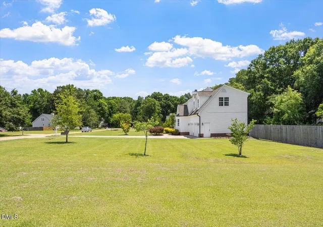 Photo 4 of Sale Pending at 1116 Holland Ridge Dr, Raleigh, NC 27603 | MLS# 10171536 | Listing updated on 2026-10-03