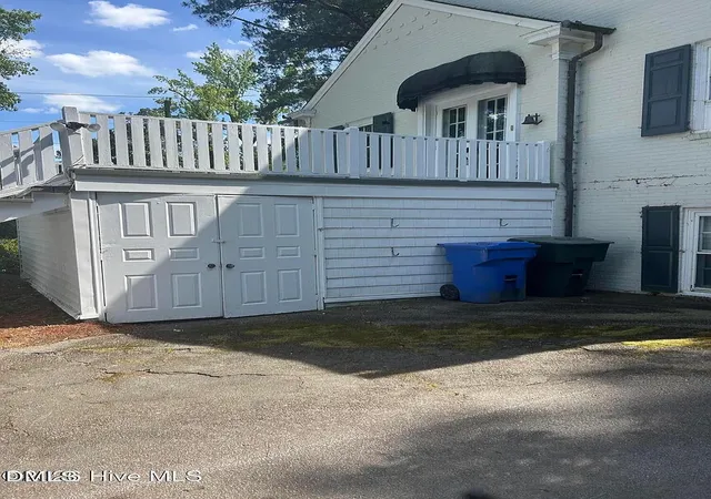 Photo 3 of Single family home for sale at 400 Clyde Ave Nw, Wilson, NC 27893 | MLS# 10170760 | Listing updated on 2026-09-16