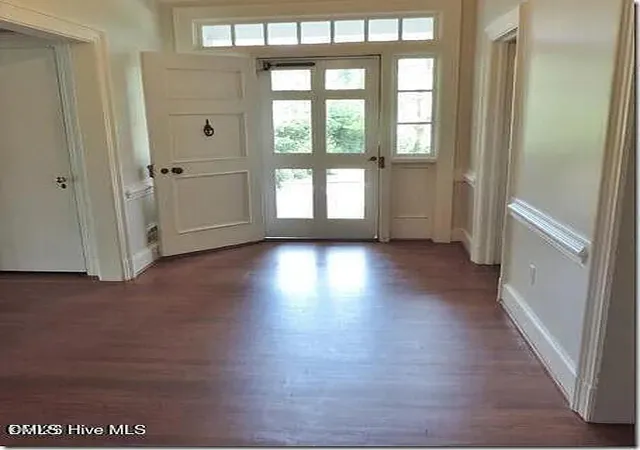 Photo 3 of Single family home for sale at 400 Clyde Ave NW, Wilson, NC 27893 | MLS# 10170760 | Listing updated on 2026-09-16