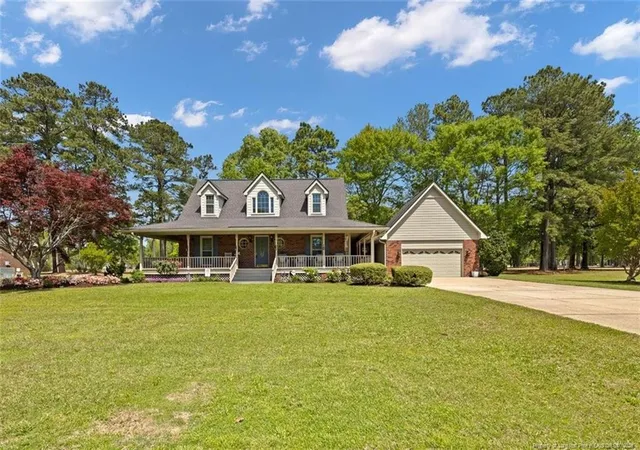 Photo 2 of Single family home for sale at 4159 Bent Grass Dr, Fayetteville, NC 28312 | MLS# 762082 | Listing updated on 2026-08-31