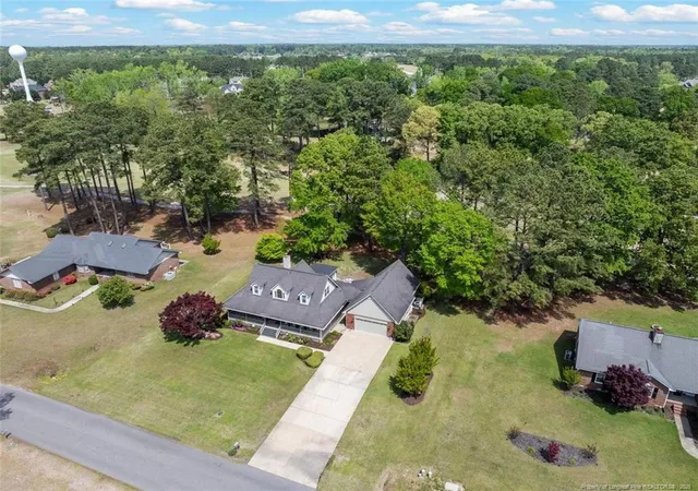 Photo 3 of Single family home for sale at 4159 Bent Grass Dr, Fayetteville, NC 28312 | MLS# 762082 | Listing updated on 2026-08-31