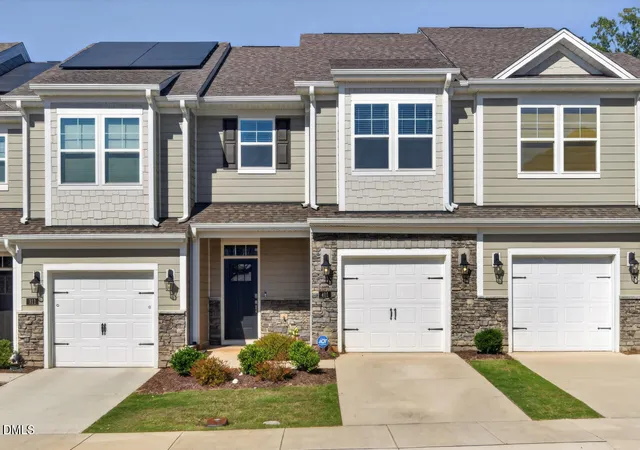 2nd image of 401 Brightleaf Rd, Hillsborough, NC 27278 | MLS# 10172308