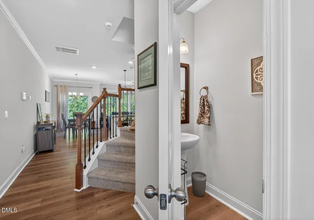 5th image of 401 Brightleaf Rd, Hillsborough, NC 27278 | MLS# 10172308
