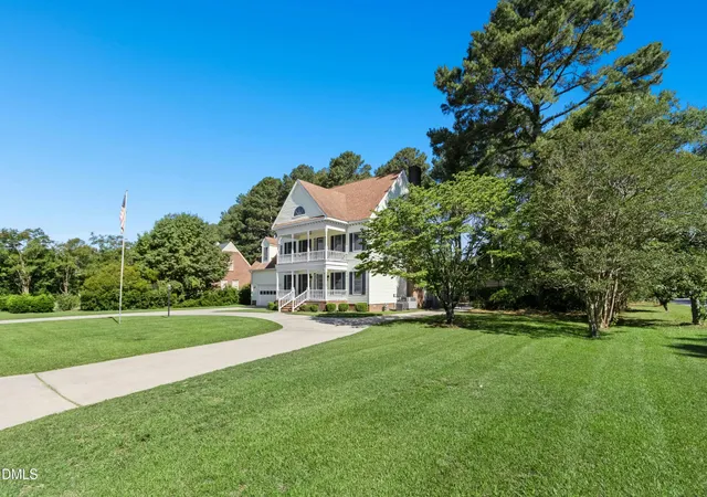 Photo 3 of Single family home for sale at 1100 Kensington Ave Nw, Wilson, NC 27896 | MLS# 10170805 | Listing updated on 2026-08-03