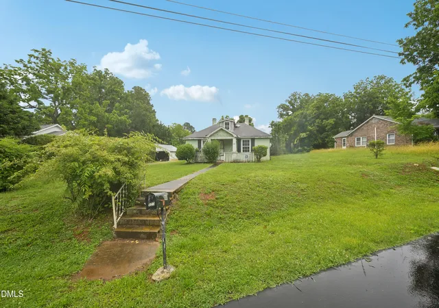 Homes for sale in Hillsborough, NC | 620 Mcadams Rd, Hillsborough, NC 27278 | MLS# 10171312