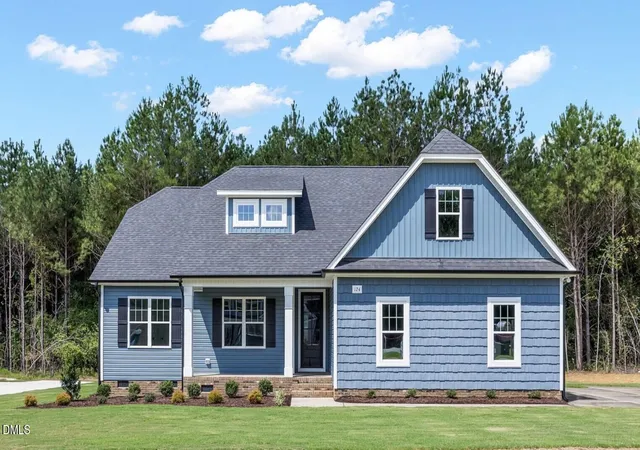 Photo 1 of Single family home for sale at 124 Freedom Ridge Dr, Smithfield, NC 27577 | MLS# 10172039 | Listing updated on 2026-09-20