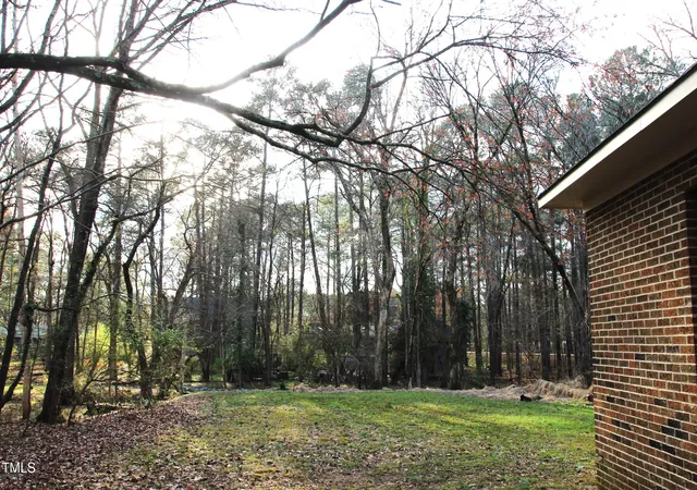 3rd image of 105 Mary St, Carrboro, NC 27510 | MLS# 10170936