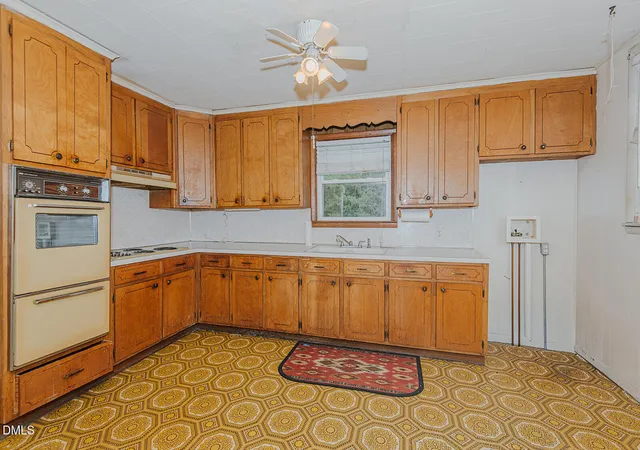 Homes for sale in Durham, NC | 6119 N Roxboro Rd, Durham, NC 27712 | MLS# 10171146