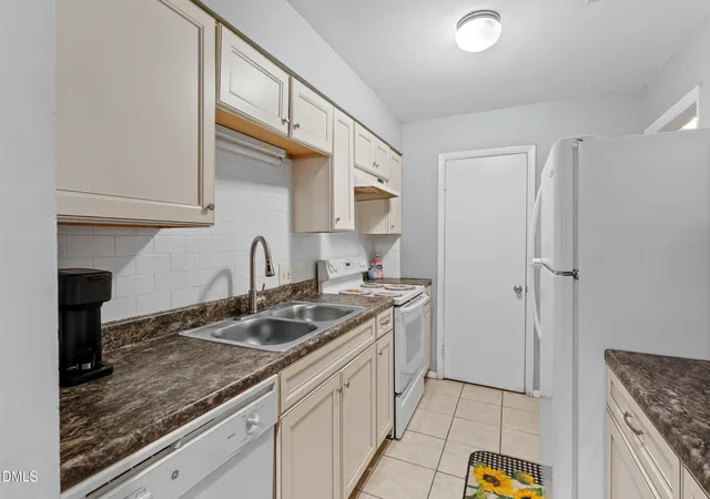 2nd image of 1208 Schaub Dr #C, Raleigh, NC 27606 | MLS# 10179180