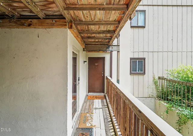 3rd image of 631 Pine Ridge Pl, Raleigh, NC 27609 | MLS# 10171094