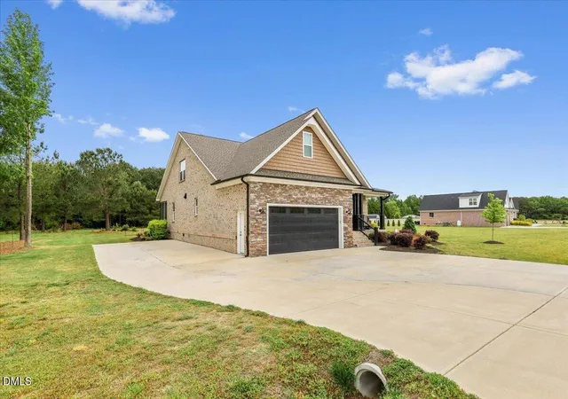 Homes for sale in Kenly, NC | 152 Otter Hole Dr, Kenly, NC 27542 | MLS# 10170959