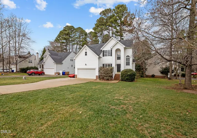 2nd image of 1011 Scotsburg Trl, Hillsborough, NC 27278 | MLS# 10171144