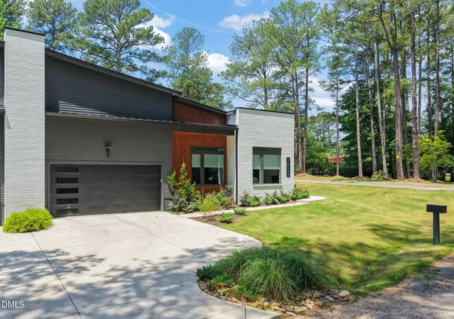 Photo 3 of Sale Pending at 1625 Bruce Cir, Raleigh, NC 27603 | MLS# 10171443 | Listing updated on 2026-10-02