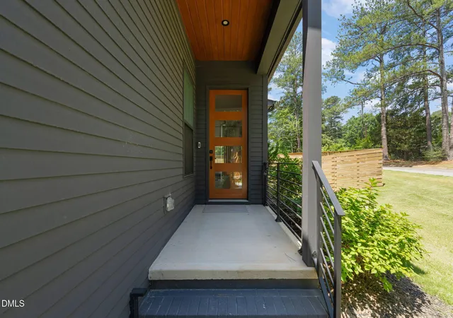 Listing Photo 4 - Condo for sale in building located at 1625 Bruce Cir, Raleigh, NC 27603