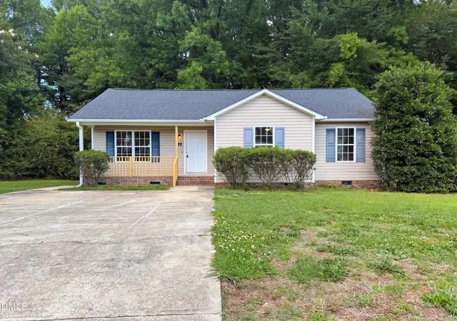 Homes for sale in Benson, NC | 11 N Carolina Ave, Benson, NC 27504 | MLS# 10172311