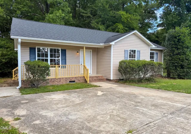 Homes for sale in Benson, NC | 11 N Carolina Ave, Benson, NC 27504 | MLS# 10172311