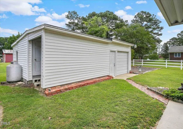Homes for sale in Kenly, NC | 606 E Fremont St, Kenly, NC 27542 | MLS# 10171480