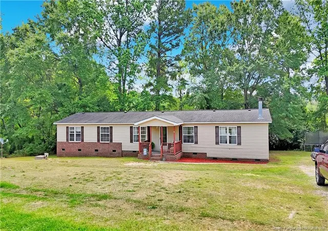 2nd image of 246 Farmhouse Ct, Sanford, NC 27332 | MLS# 763304