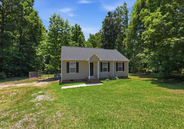 Homes for sale in Zebulon, NC | 129 Pinto Ln, Zebulon, NC 27597 | MLS# 10171352