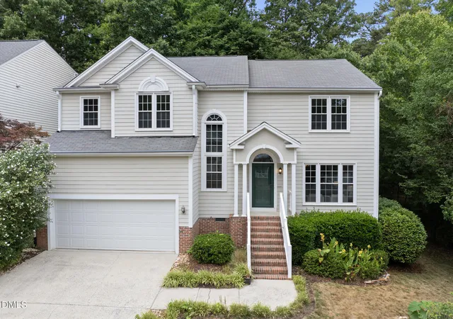 Homes for sale in Chapel Hill, NC | 108 Woodshire Ln, Chapel Hill, NC 27514 | MLS# 10175261
