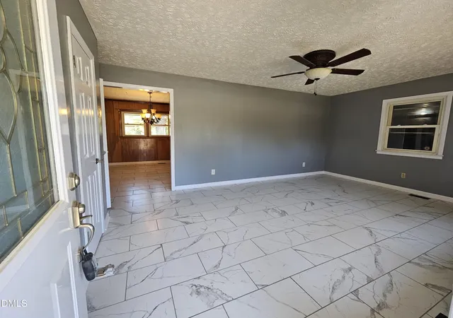 4th image of 4603 Rosehill Rd, Fayetteville, NC 28311 | MLS# 10171483