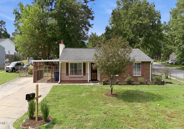 Photo 1 of Single family home for sale at 3909 Old Crk Ct, Raleigh, NC 27604 | MLS# 10172209 | Listing updated on 2026-10-19