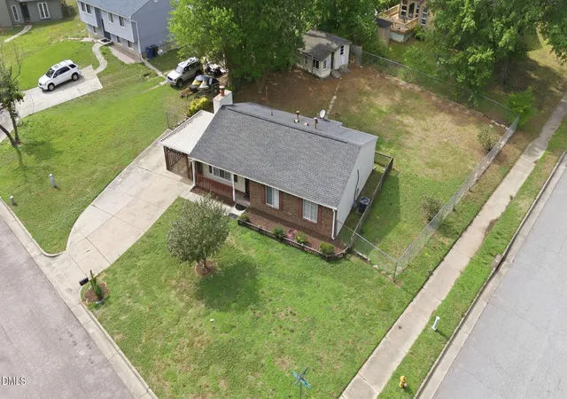 Photo 3 of Single family home for sale at 3909 Old Crk Ct, Raleigh, NC 27604 | MLS# 10172209 | Listing updated on 2026-10-19